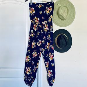Shes J Apparel Spring/Summertime Flowers/Floral Strapless Jumpsuit/Romper; XL